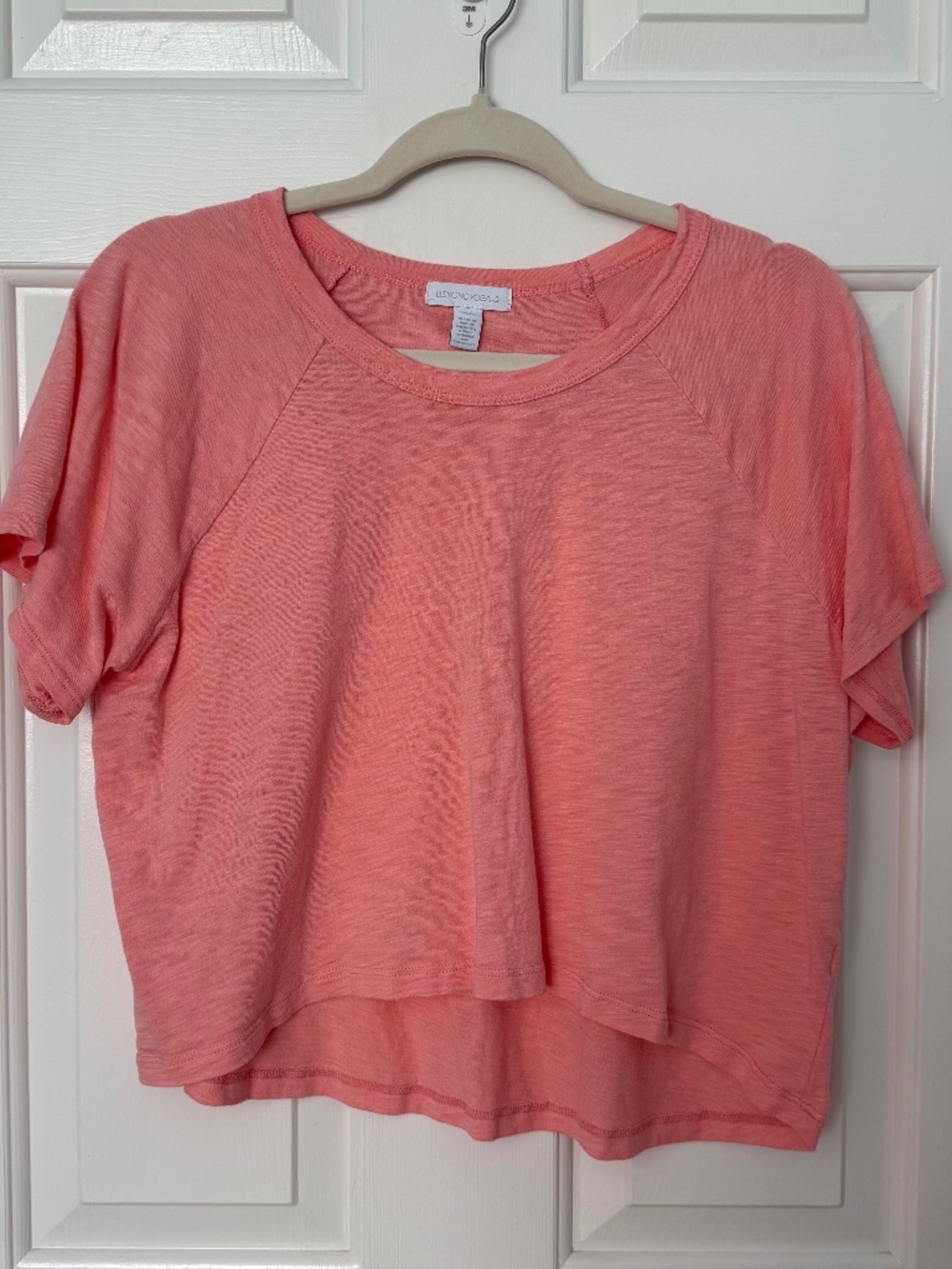 Beyond Yoga | Women's Hi Low Crop Top | Coral Pink | Large